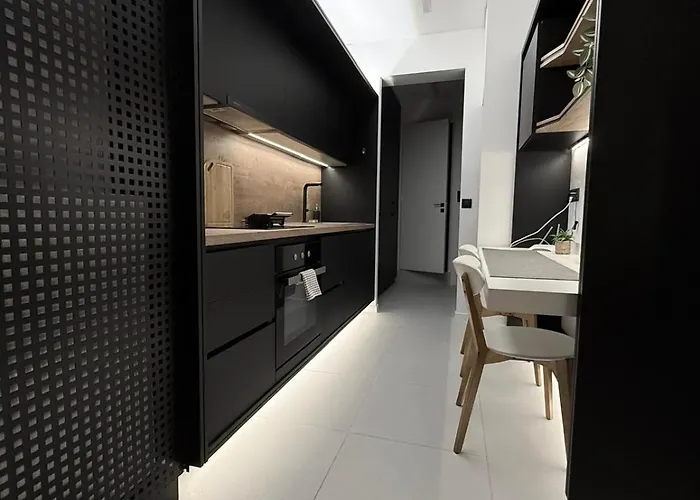Old Town Loft 1 *